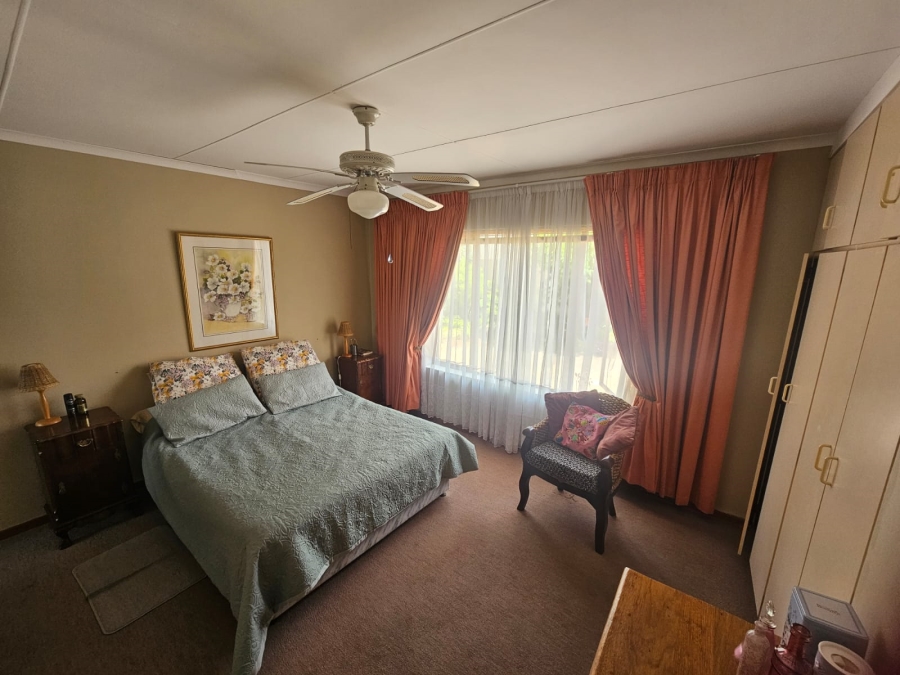3 Bedroom Property for Sale in Stilbaai Wes Western Cape